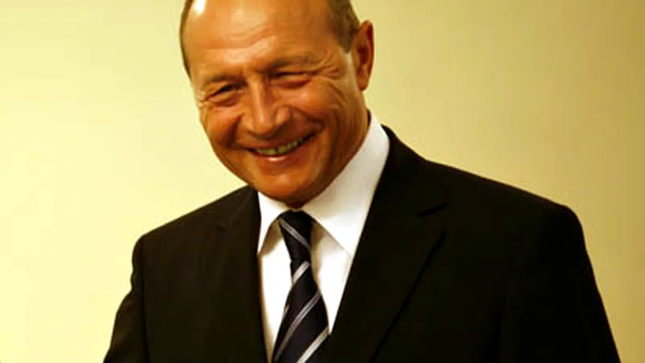 Traian Băsescu împlineşte, marţi, 57 de ani