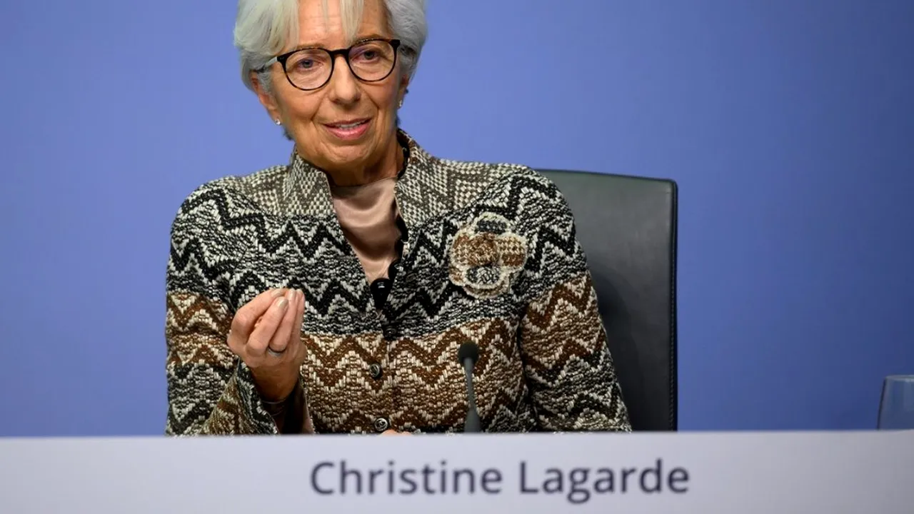 Christine Lagarde solicită reglementări în cazul Bitcoin, denunţând activităţi de spălare de bani
