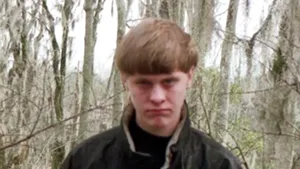 Autorul atacului comis la o biserică din Statele Unite dezvoltase o atitudine profund rasistă. El a recunoscut crimele, afirmând că voia un 