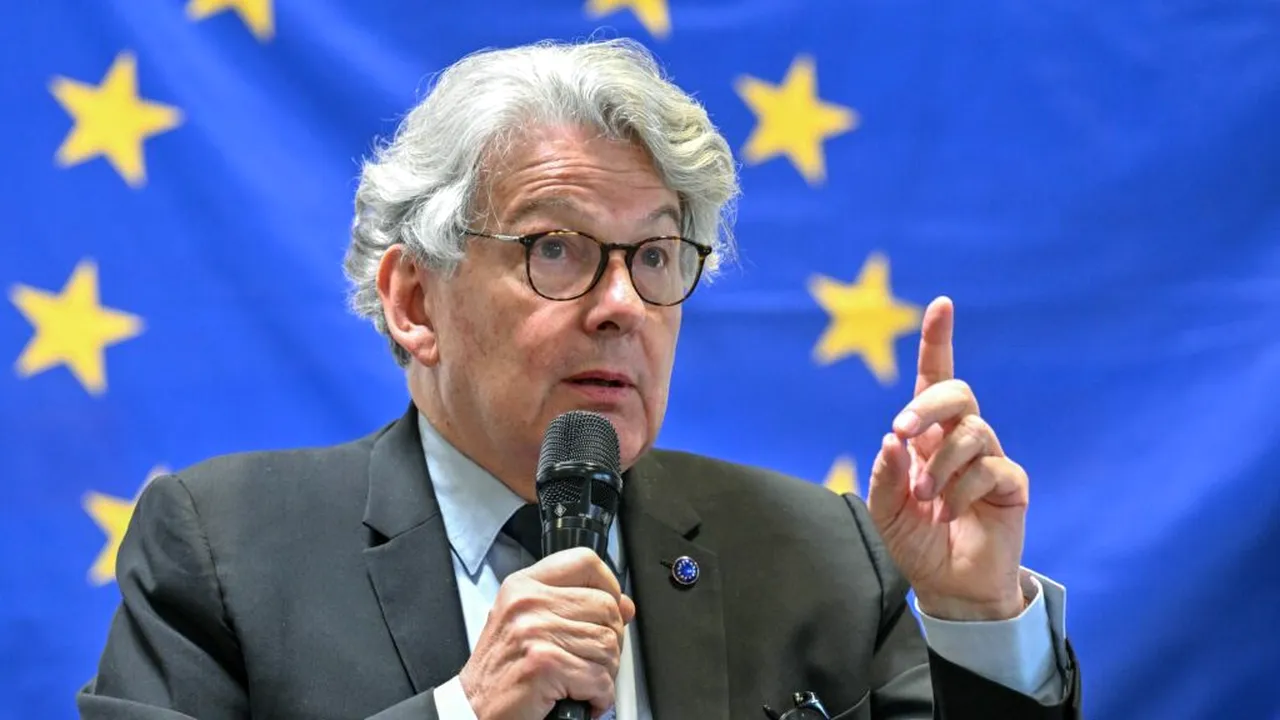 Administrația Trump a suspendat vizele pentru 5 europeni cu funcții importante. Care este motivul