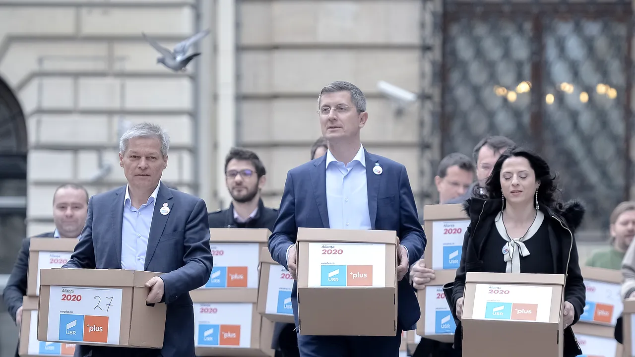 Cioloş îşi nuanţează declaraţiile: Nu au cum să existe neînţelegeri cu Barna. Suntem gata oricând să intrăm la guvernare
