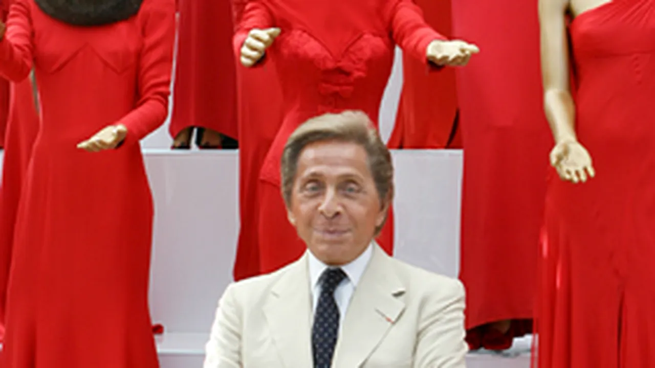 Designerul Valentino s-a retras din modă!