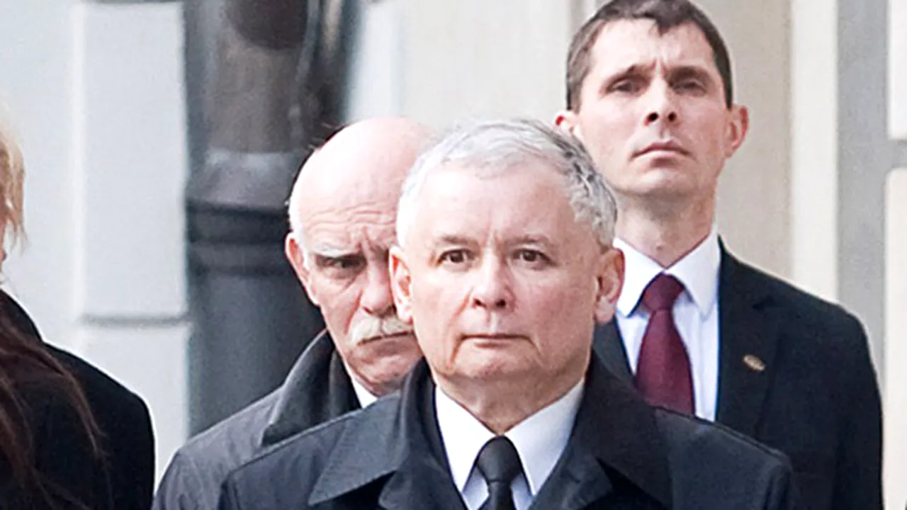 Moartea lui Lech Kaczynski, o lovitură traumatizantă pentru fratele său geamăn