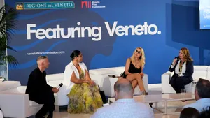 Două românce stabilite de 30 de ani în San Marino au ajuns la Veneția. Despre ce au vorbit la celebrul festival de film