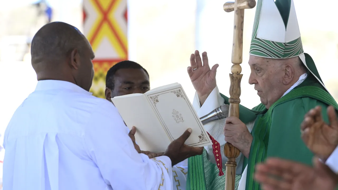 Papa Francisc soseşte în Timorul de Est: slujbă oficiată de Suveranul Pontif în faţa a jumătate din ţară