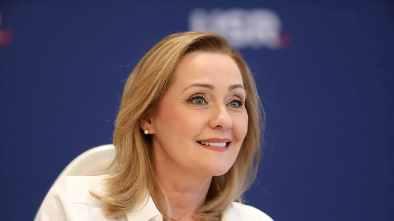 Elena Lasconi: Eu sunt pregătită aici să-i fac faţă unuia ca Putin