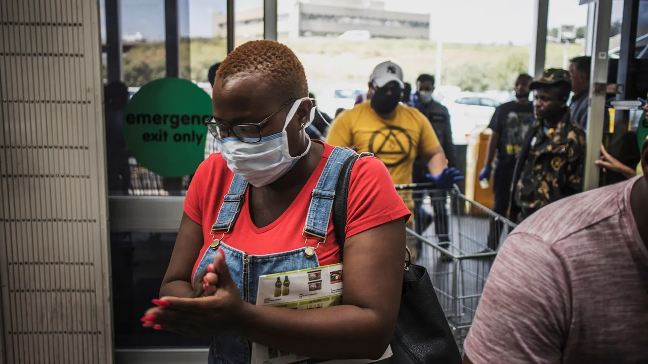 Declaraţie controversată despre coronavirus în Italia: imigranţii africani ar fi imuni. 