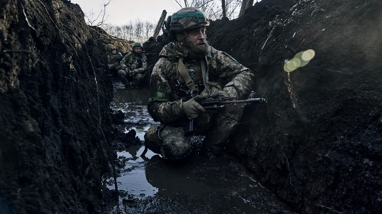 Războiul din Ucraina, ziua 651. Ucraina riscă să piardă războiul cu Rusia dacă nu va primi mai mult ajutor militar din SUA / Soldaţii recompensaţi cu titlul de Erou al Ucrainei vor primi apartamente din partea statului