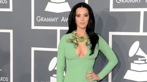 GRAMMY 2013 - Ţinutele cu care vedetele au impresionat pe covorul roşu - GALERIE FOTO