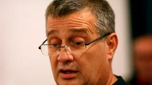 Revista Caţavencii va apărea miercuri, în cadrul trustului Adevărul, cu Mircea Dinescu preşedinte