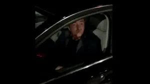 Un deputat PSD, acuzat că a ameninţat şi înjurat un poliţist care i-a cerut să mute maşina - VIDEO