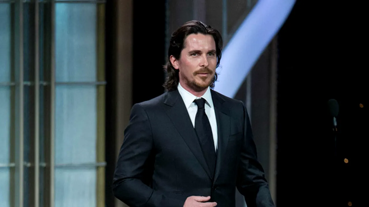 Actorul britanic Christian Bale şi-a schimbat din nou fizionomia pentru un rol - GALERIE FOTO