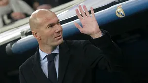 Zidane ar putea antrena o mare echipă din Anglia