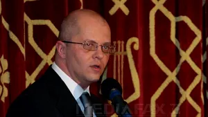 Oana Stancu şi Adrian Ursu, oficial la Antena 3