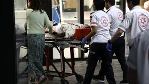 Israelul întocmeşte o listă cu medici din străinătate care doresc să meargă voluntar în Israel