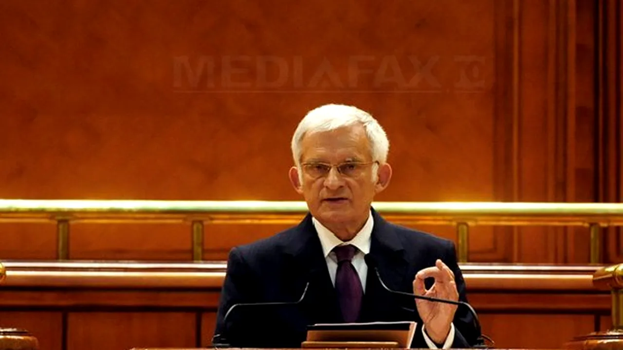 Busek: Măsurile de austeritate, un medicament pe care trebuie să îl înghiţi deşi e neplăcut la gust