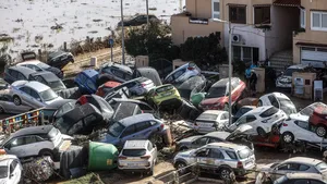 205 morţi în Spania, în urma inundaţiilor. Autorităţile îi caută pe cei dispăruţi