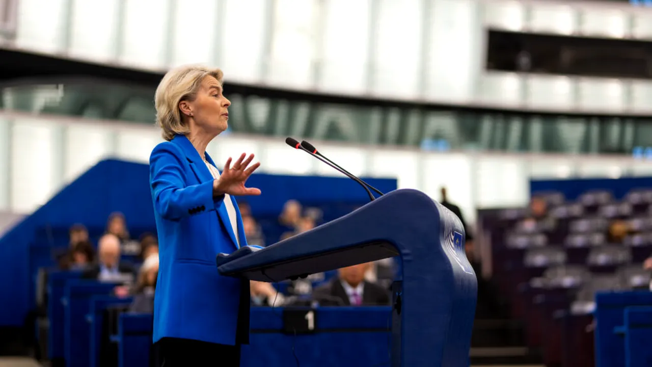 Parlamentul European respinge moțiunea de cenzură împotriva Ursulei von der Leyen