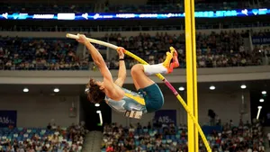 Duplantis doboară din nou recordul la săritura cu prăjina în Diamond League la Xiamen