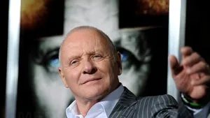 Pentru o cauză nobilă. Anthony Hopkins a lansat o linie de parfumuri şi lumânări în colaborare cu „No Kid Hungry”