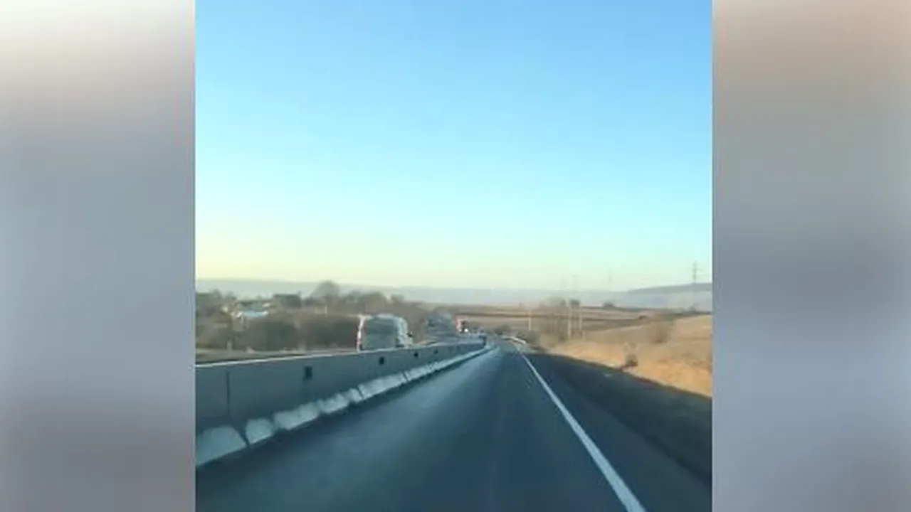 VIDEO | Un şofer a fost filmat în timp ce mergea pe contrasens, pe un drum cu separatoare din beton, în Braşov