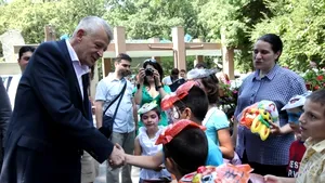 Oprescu: Cred că putem ajunge la nivelul grădinilor zoologice din afară - GALERIE FOTO