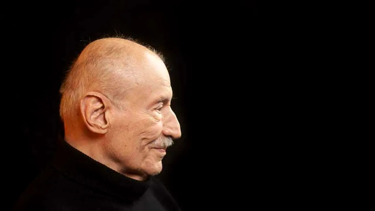 Actorul Victor Rebengiuc împlineşte 90 de ani, vârstă la care joacă în două spectacole