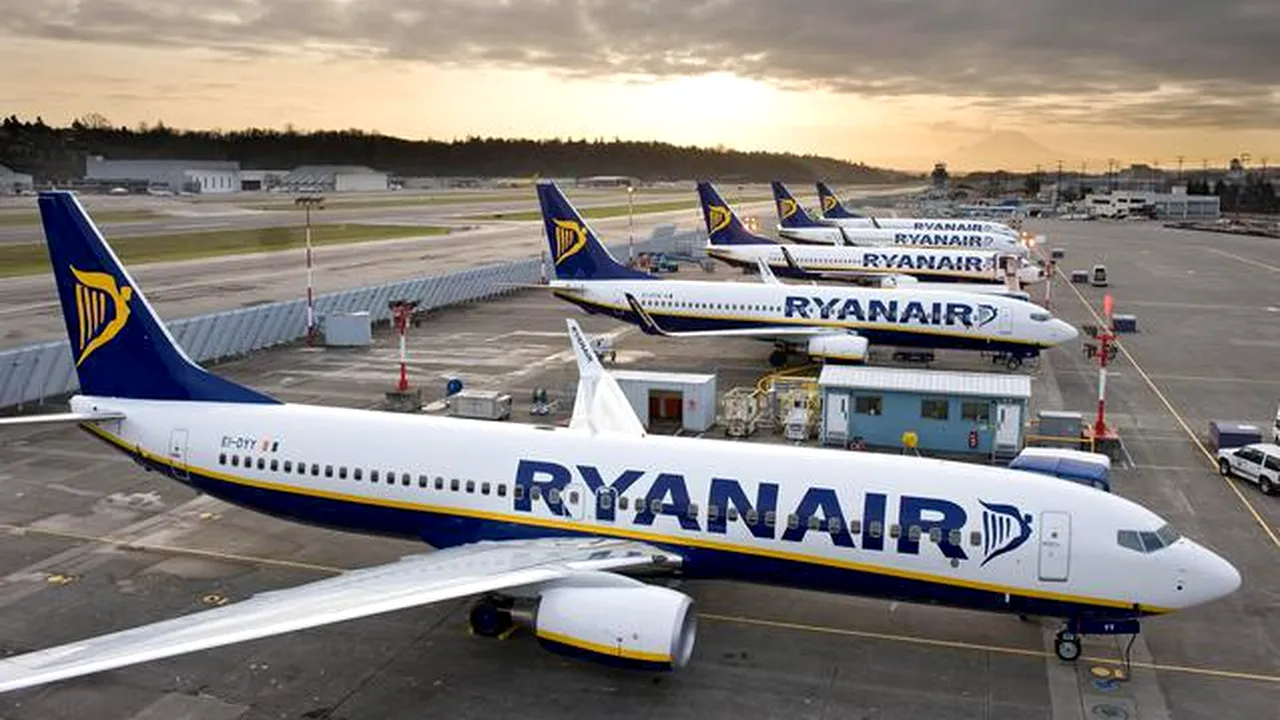 Ryanair anulează 420 de zboruri din cauza grevei controlorilor de trafic aerian din Franţa