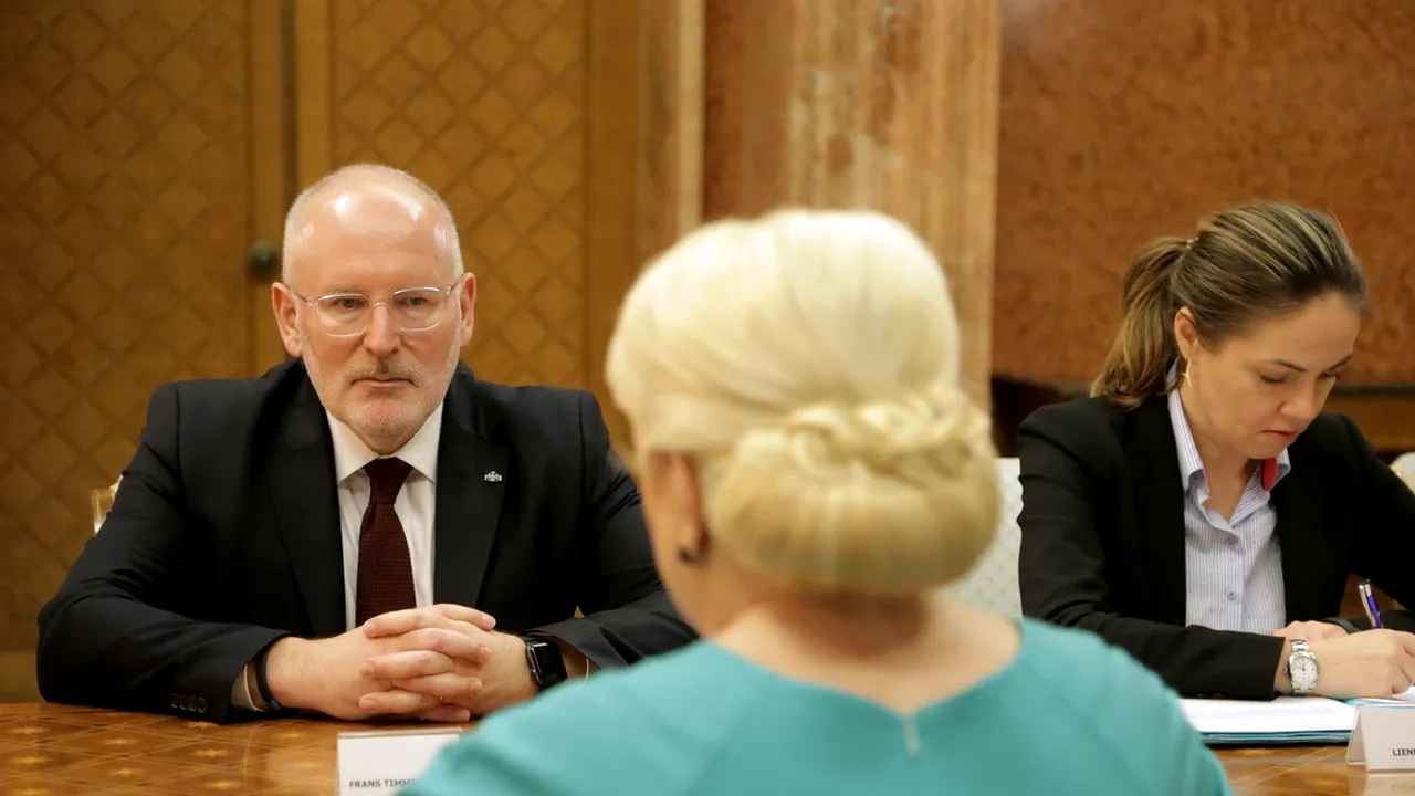 Timmermans, atacat de un lider PSD pentru că a ameninţat partidul lui Dragnea cu excluderea din PSE