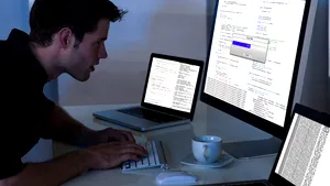 Un programator supărat a distrus aproape tot internetul, stergând doar 11 linii de cod