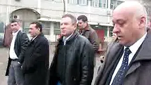 Berceanu, nemulţumit de culoarea în care au fost vopsite clădirile Gării Craiova