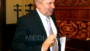 Percheziţii la CJ Brăila şi la locuinţa lui Gheorghe Bunea Stancu într-un dosar privind licitaţii pentru contracte pe bani publici. Preşedintele CJ, adus la DNA pentru audieri