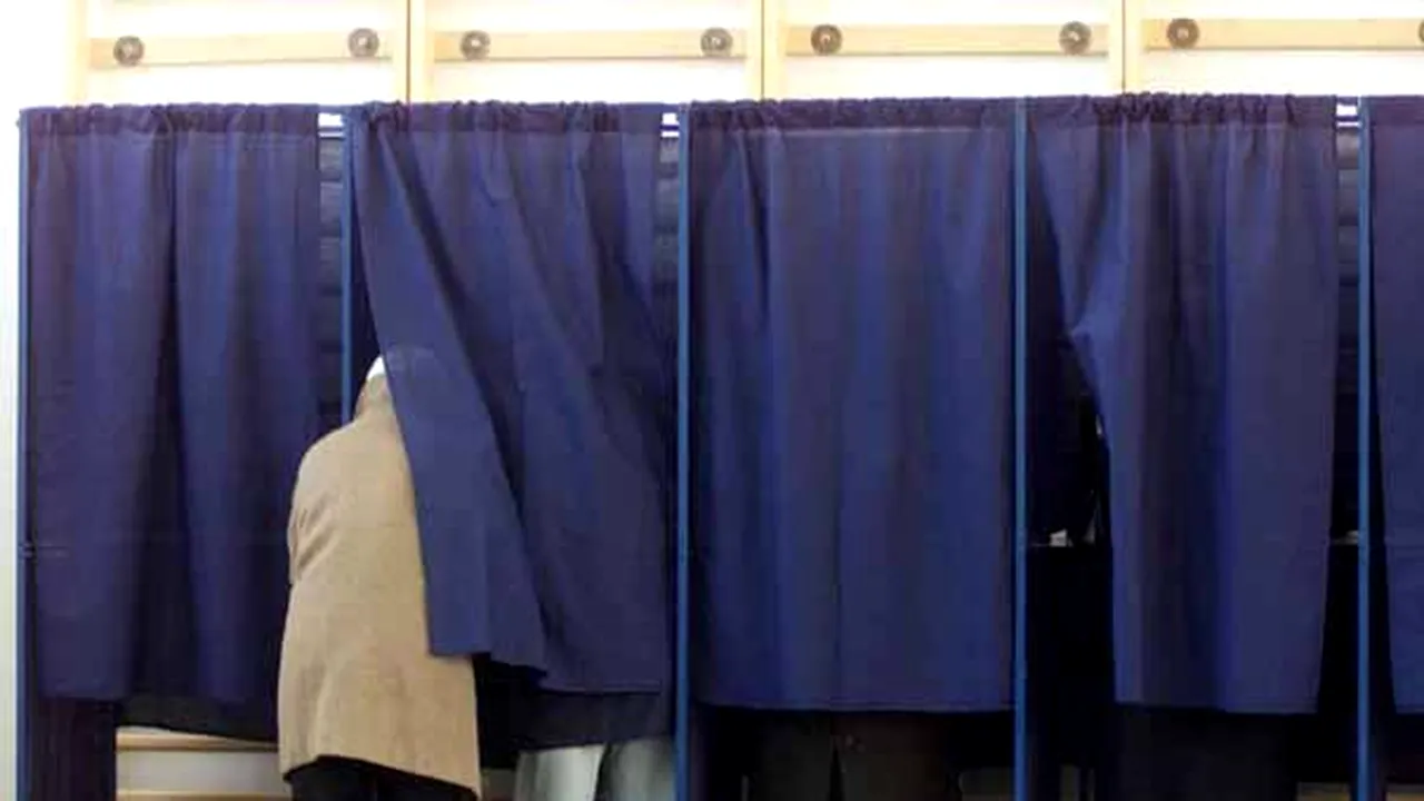 BEC: În Bucureşti, prezenţa la vot pentru Preşedinţie la ora 10.00 a fost de 5,16 %