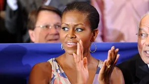 JOCURILE OLIMPICE 2012: Michelle Obama îşi promovează campania de luptă împotriva obezităţii la Londra