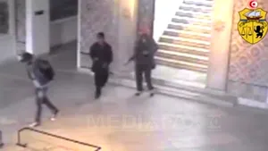 Marş împotriva terorismului la Tunis, după atentatul de la muzeul Bardo. Participă mumeroşi oficiali europeni