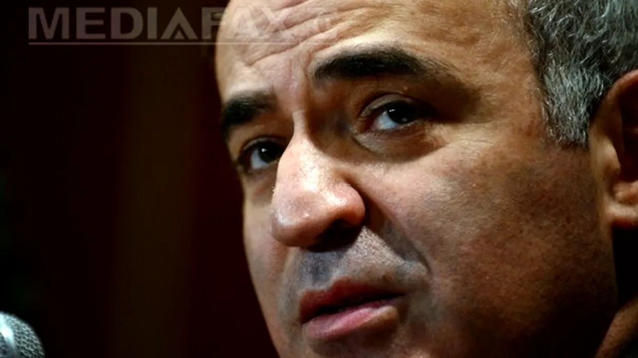Fostul campion mondial la şah Garry Kasparov denunţă retorica laşă a Occidentului privind invazia rusă din Ucraina