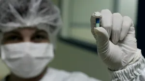 Spitalele şi centrele de evaluare COVID au antivirale suficiente. Ministerul Sănătăţii: 500 de pacienţi au primit momentan Molnupiravir