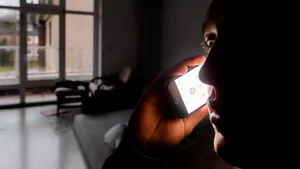 Trei bărbaţi din Tecuci au înşelat mai multe persoane prin metoda COVID 19. Cum procedau 