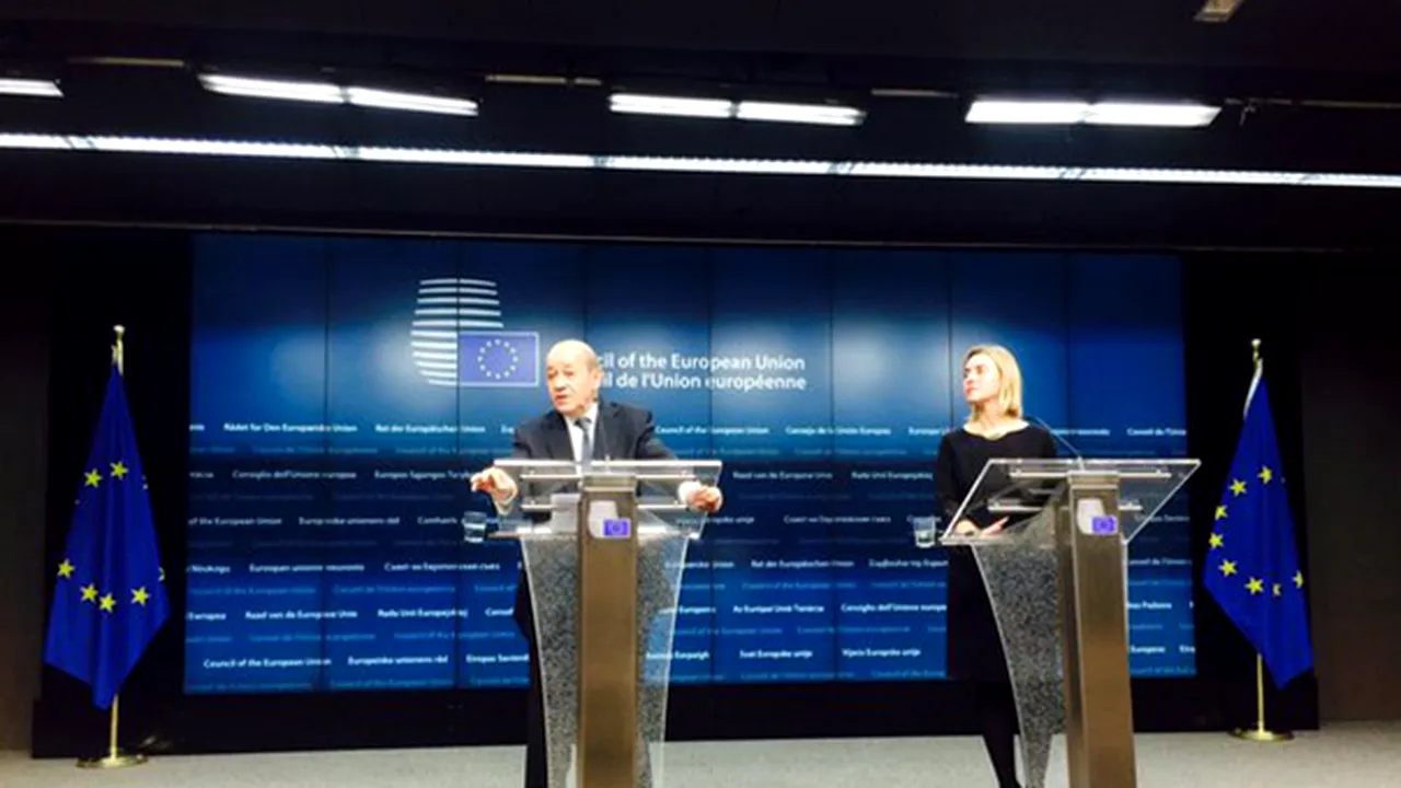 Uniunea Europeană aprobă cu unanimitate cererea de ajutor a Franţei, după atacurile de la Paris - FOTO 