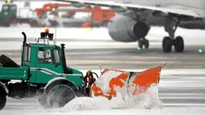 ANPC controlează companiile aeriene unde s-au înregistrat întârzieri şi anulări de zboruri