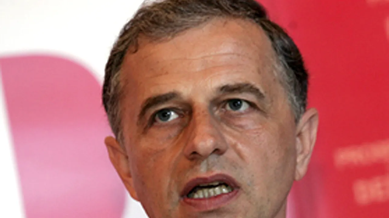 Mircea Geoană: Prefer să intru cu Băsescu în turul al doilea