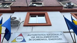 Taxa pe stâlp mărește factura la energie. Cât este ponderea în tarifele aprobare de ANRE