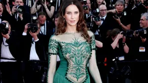 Apariţii ŞOC la Cannes. Răpitoare pe marele ecran, apariţii palide pe covorul roşu. Cele mai neinspirate alegeri vestimentare - GALERIE FOTO 