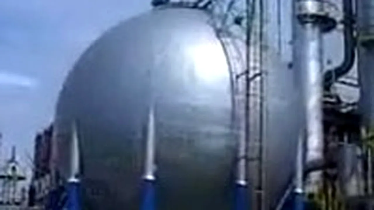 Un nou bilanţ al exploziei de la Oltchim: opt răniţi