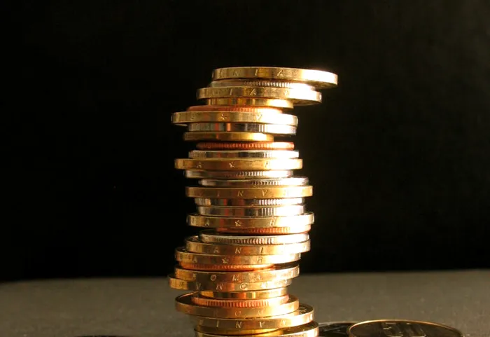 ANALIZĂ Economia României este deja în recesiune: consumul scade, iar angajările încetinesc