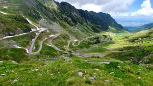 Se deschide circulaţia pe Transfăgărăşan 