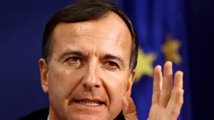 Franco Frattini pledează pentru o bază electronică de amprente