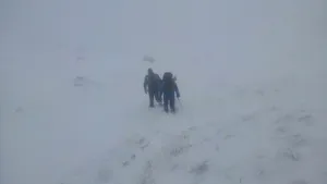 Doi fraţi din Mureş, dispăruţi de patru zile în Munţii Făgăraş, sunt căutaţi de salvamontişti, jandarmi şi un elicopter MAI - FOTO