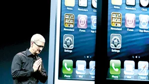 Apple ar putea pierde 10 miliarde de dolari în urma scandalului bateriilor