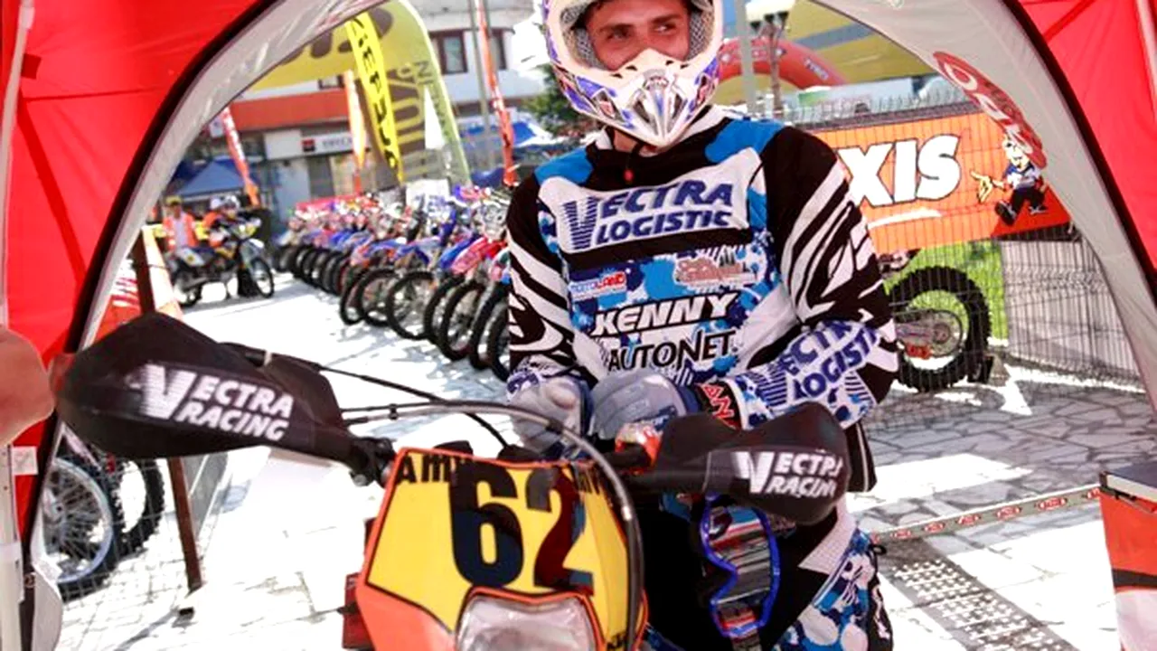 În ciuda unor noi probleme tehnice, Emanuel Gyenes a urcat două locuri în clasament la Raliul Dakar 